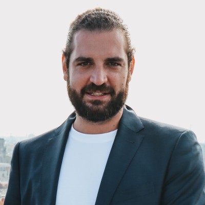 MaxKraemerPortrait-eckig